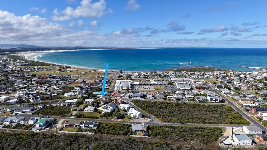 4 Bedroom Property for Sale in Struisbaai Western Cape
